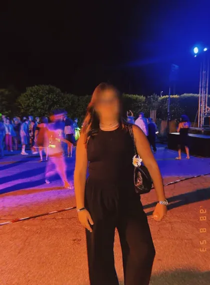 Aina, 18 años