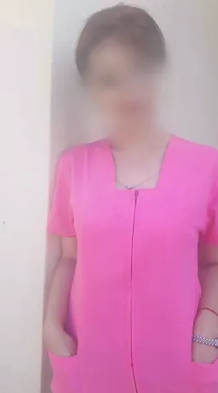Aroa, 33 años