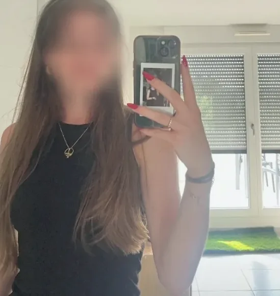 Lola, 27 años